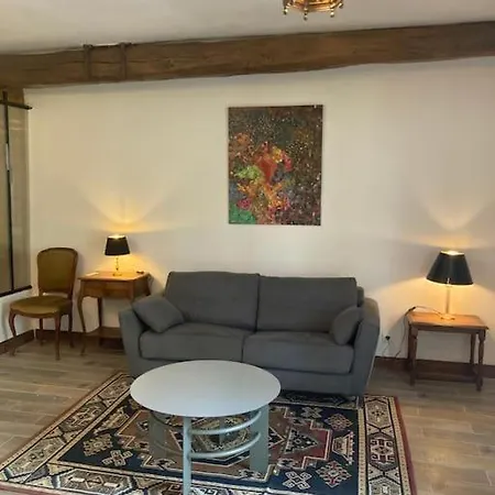 Apartment Terrasse 25min Aeroport Cdg
